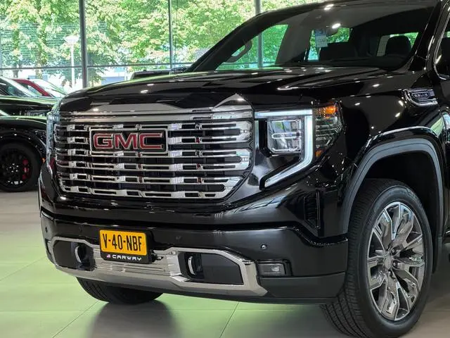 GMC Sierra