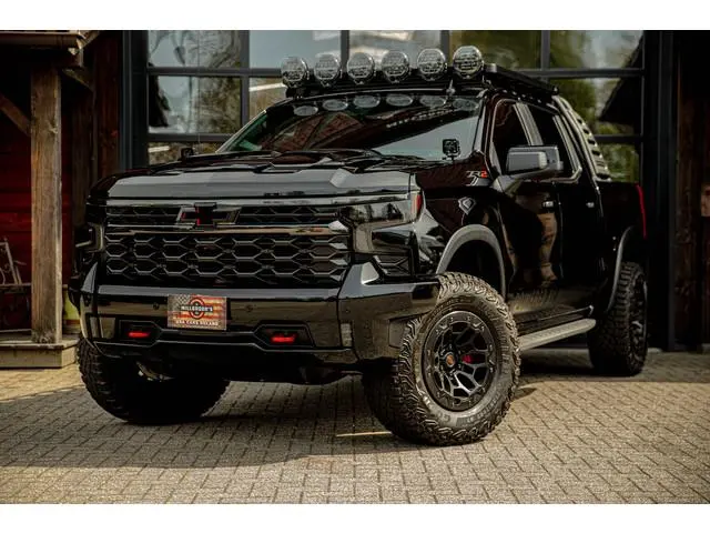Chevrolet Silverado ZR2 Millbrooks Special Baja Edition, BPM VRIJ, LPG, Roofrack, verstralers .