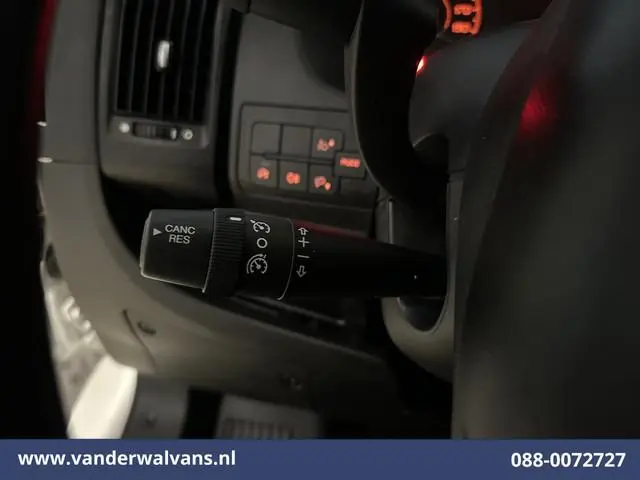Opel Movano 2.2D 120pk L2H2 Euro6 Airco | Camera | Cruisecontrol | Parkeersensoren Bijrijdersbank