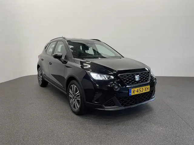 SEAT Arona 1.0 TSI Style Climate control Navigatie Apple Carplay/ Android Auto Parkeersensoren Cruis...