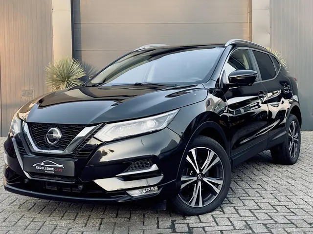 Nissan Qashqai DIG-T N-Connecta Nissan Qashqai 1.3 DIG-T N-Connecta