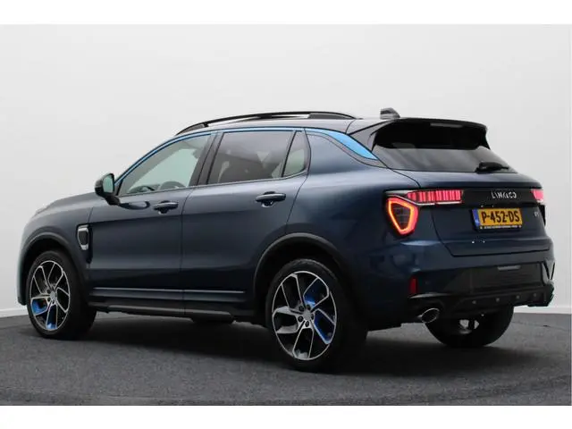 Lynk & Co 01 1.5 Plug-in Hybrid Panoramadak, ACC, Trekhaak, Camera, Apple Carplay, DAB, PDC, 20''