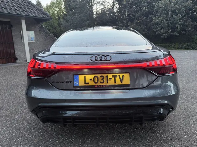 Audi e-tron GT