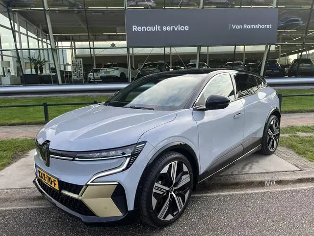 Renault Megane E-Tech EV60 Optimum Charge Iconic / 220PK / 360 Camera / Winter pakket / Harman Kardo...