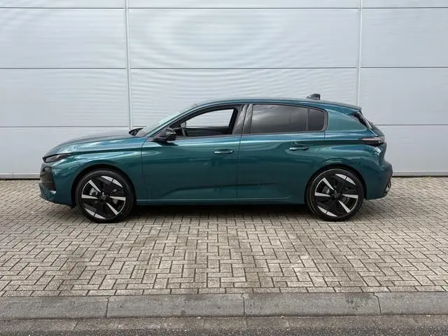 Peugeot e-308 Allure EV 54 kWh | Camera | Cruise Control | Navigatie | Keyless entry | Apple carplay...