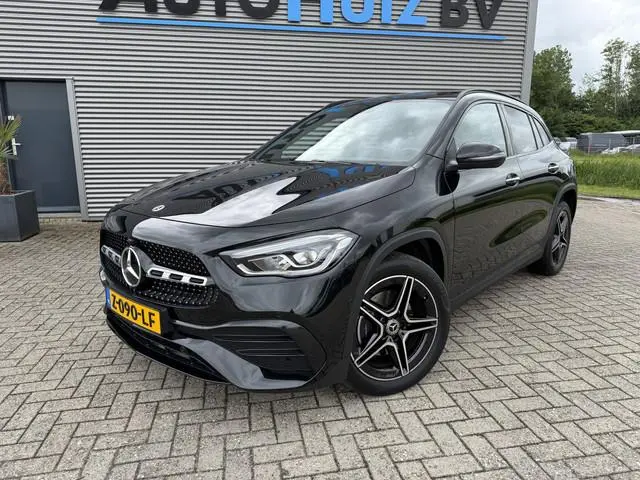 Mercedes-Benz GLA-klasse 250 e AMG Line Panoramadak Carplay 19 Inch Sfeerverlichting Stoelverwarming...