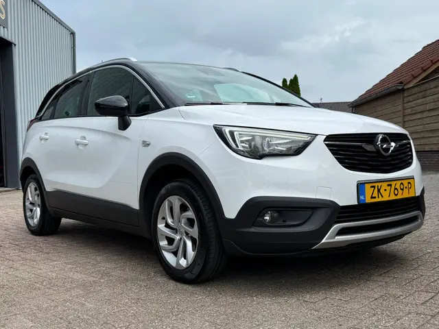 Opel Crossland X