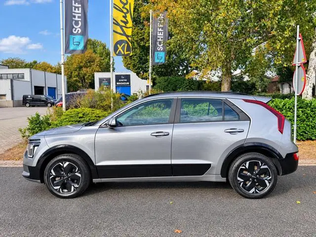 Kia Niro EV DynamicLine 64.8 kWh 204PK 1e EIGENAAR