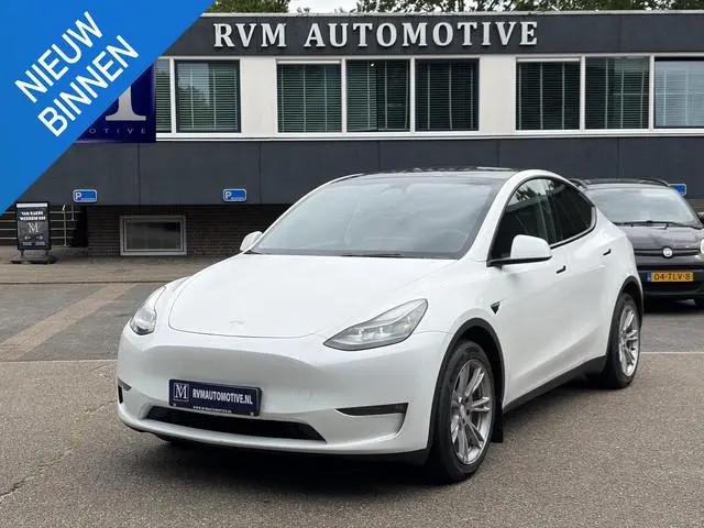 Tesla Model Y Long Range AWD 75 kWh VAN: 42.900,- VOOR: 39.330,- UW WKVOORDEEL: 3.570,- | SOH 92% |...