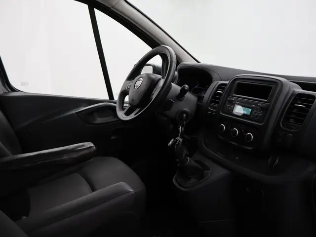 Fiat Talento 2.0 MJ 145 PK L2H1 DUBBEL CABINE + LMV | TREKHAAK | AIRCO | CRUISE | GEÏSOLEERDE LAADRU...