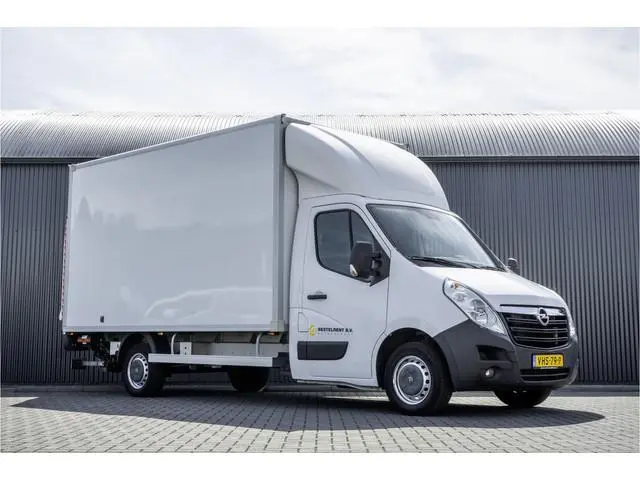 Opel Movano