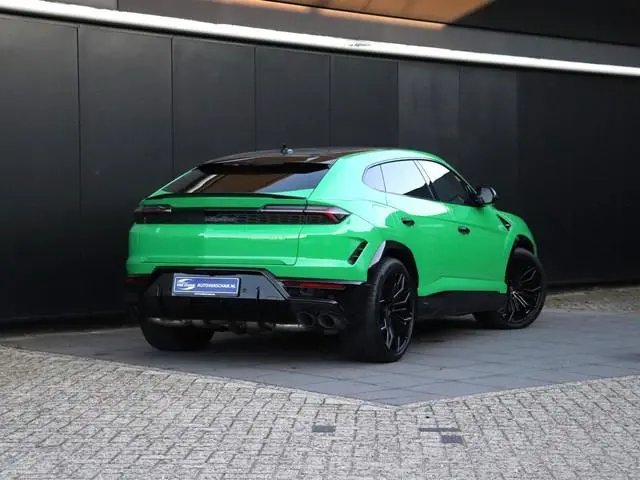 Lamborghini Urus 4.0 V8 Hybrid SE VERDE VIPER | DARK PACKAGE |  CLASSICO  LEDER | B&O 3-D  | CARBON-...