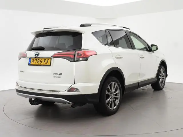 Toyota RAV4 2.5 HYBRID AWD EXECUTIVE + SCHUIFDAK | LEDER | TREKHAAK | 360 CAMERA ADAPTIVE CRUISE | F...