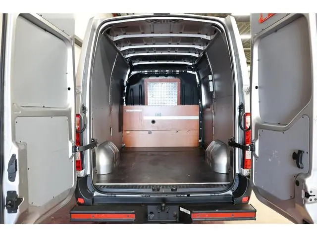 Opel Movano 2.3 Turbo 180PK L1H2 AUTOMAAT