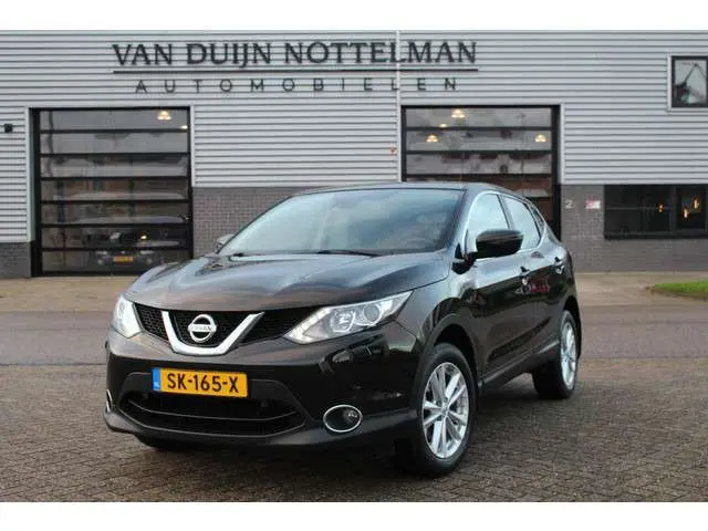Nissan Qashqai 1.2 N-Connecta / Navigatie / Camera / PDC