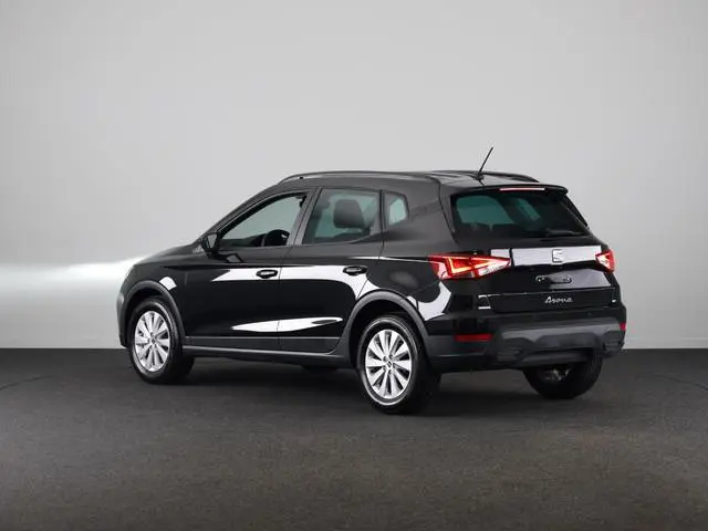 Seat Arona Style Business Intense 1.0 70 kW / 95 pk EcoTSI SU | Midnight Black Metallic | Draadloze...