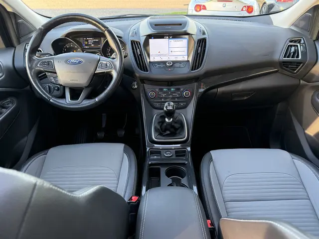 Ford Kuga 1.5 EcoBoost Titanium ✅ Panoramadak ✅ NL-auto ✅ CarPlay ✅