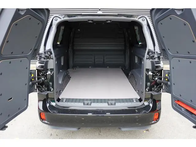 Volkswagen ID. Buzz Cargo 79kWh Accu 286 PK Achterdeuren 3-Zits Camera ACC Trekhaak Cruise Standkach...
