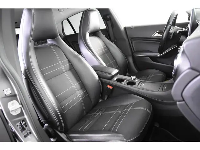 Mercedes-Benz CLA-klasse Shooting Brake 200 *18" AMG-velgen*Night Line*Memory*Stoelverwarming*