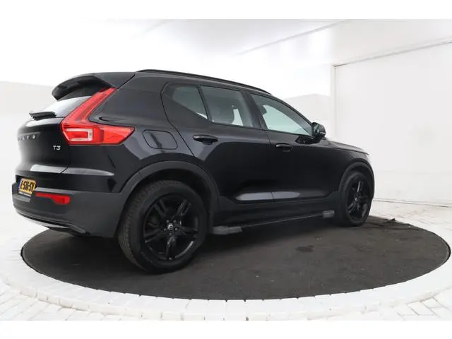 Volvo XC40 1.5 T3 Momentum IntelliSafe, Carplay, Half Leer, Cruise
