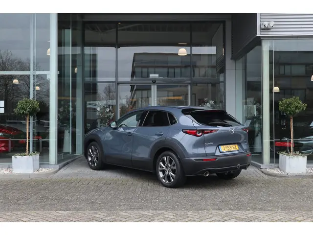 Mazda CX-30 2.0 e-SkyActiv-X M Hybrid Luxury Leer / Trekhaak / Camera / Clima / Navi / Cruise