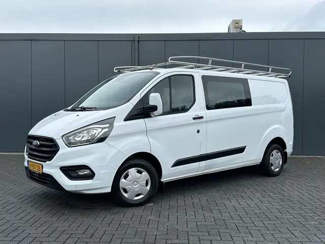 Ford Transit Custom 2.0 TDCI / L2H1 / DUBBEL CABINE / 1e EIG. / TREKHAAK / IMPERIAAL / CAMERA / CRUI...