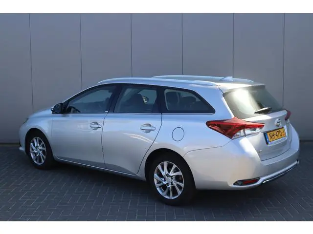 Toyota Auris Touring Sports 1.2T 116PK Automaat Aspiration Navigatie/Camera/Stoelverwarming/Cruise-c...
