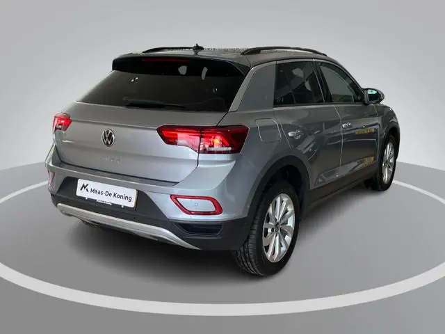 Volkswagen T-Roc 1.0TSI/115PK Life Edition · Apple/Android Car Play· Camera + Parkeersensoren · Keyl...