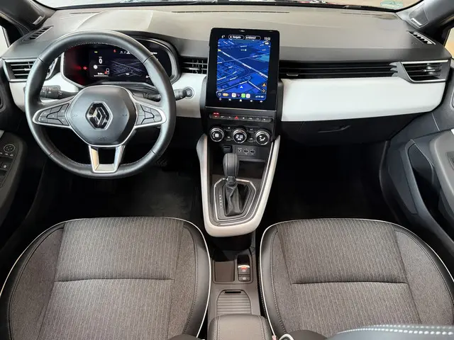 Renault Clio 1.0 TCe 92pk Aut | Intens | Groot Navi | Bose | 17" | Dode hoek | 360 | Stoel & Stuur v...