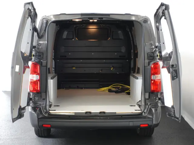 Opel Vivaro-e L3H1 Edition 75 kWh Automaat Airco Navigatie Cruise Control WLTP 317 km actieradius