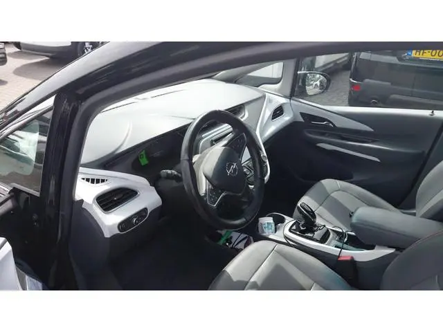Opel Ampera-E