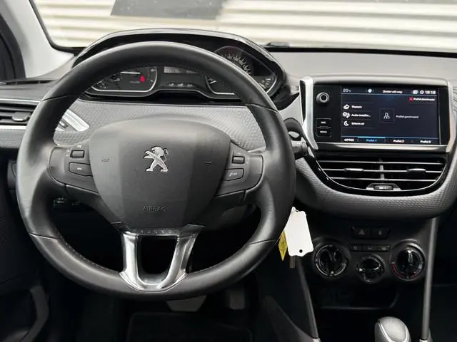Peugeot 2008 1.2 PureTech Blue Lion 2e Eigenaar|Navi|Carplay|Airco|PDC|Cruise|D-riem vv in 2024|N.A....