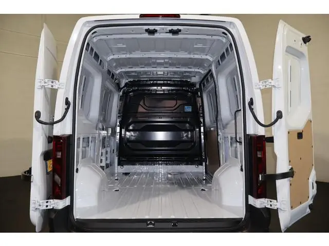Renault Master 2.0 dCi 170pk L2 H2 Nieuw Model Navigatie Camera Blind Spot 270gr Deuren