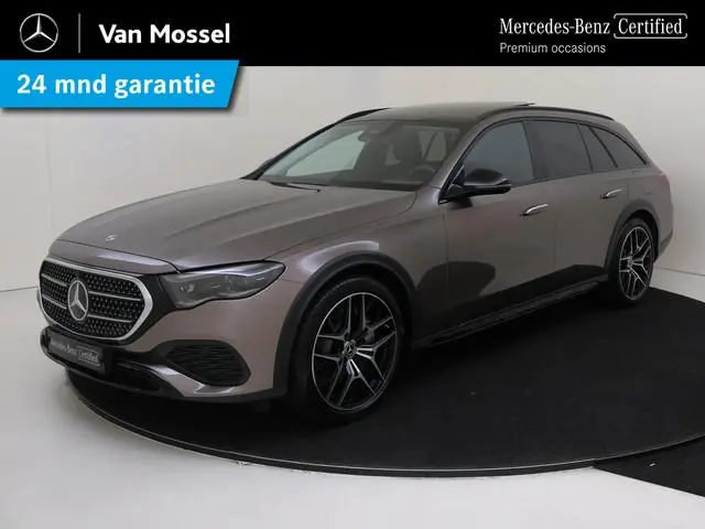 Mercedes-Benz E-klasse All-Terrain 300 de 4MATIC / Panoramadak/ Premium/ AIRMATIC/ Burmester 4D/ El....