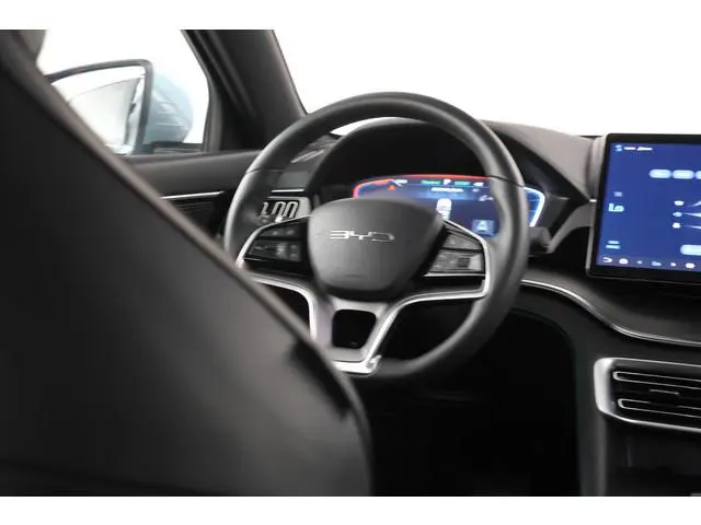 BYD SEAL U