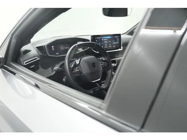 Peugeot 208 PureTech 100 GT Dark Edition | Camera | Navigatie | Apple Carplay | Parkeersensoren
