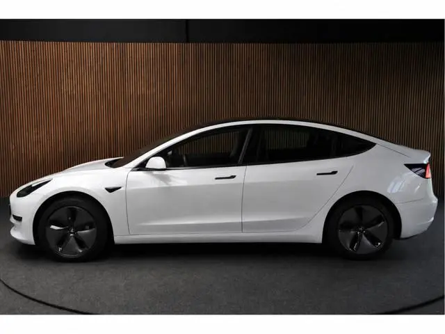 Tesla Model 3 RWD SOH: 96,1% Panodak Leer 360° ACC Climate Stuur- & Stoelverwarming voor & achter LM...
