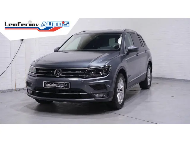Volkswagen Tiguan Allspace 2.0 TDI 150 pk GRIJS KENTEKEN 360 Camera, Navi, HUD, LED Koplampen, Parke...