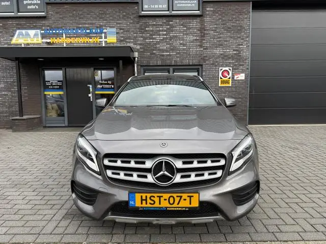 Mercedes-Benz GLA-klasse 250 Premium Plus  AUTOMAAT | PANODAK | TREKHAAK | LED | DAB | CARPLAY |