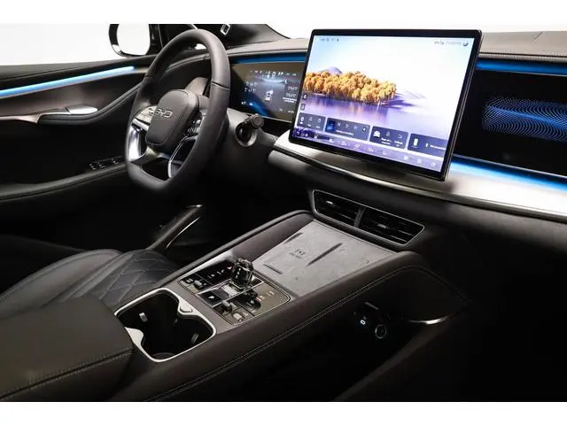 BYD SEALION