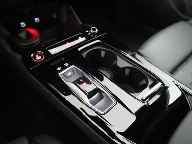 Audi S6 Avant e-tron