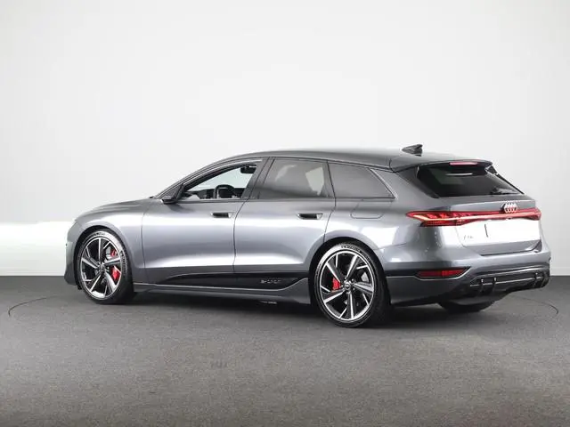 Audi S6 Avant e-tron