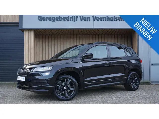 Skoda Karoq 1.5 TSI 150pk Sportline Business Virtual Navi A-Camera Sfeerverlichting Adaptive Cruise...