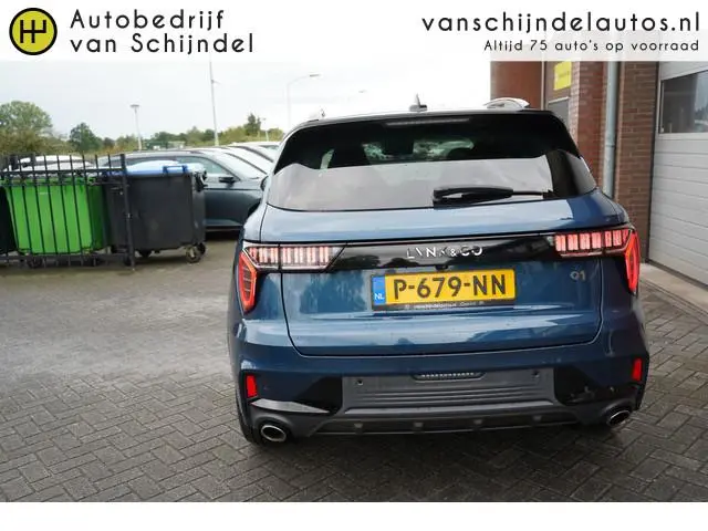 Lynk & Co 01