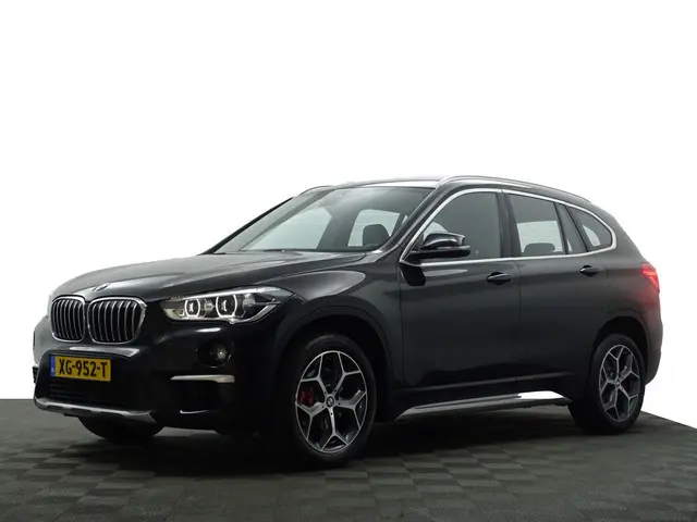 BMW X1 sDrive20i High Executive Aut- NAP 130dkm, Dealer Onderhouden, Head Up, Leder Interieur, Sfeer...