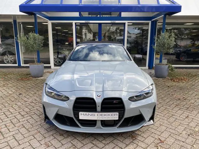 BMW 4-serie Cabrio M4 xDrive Competition Stoel + Nek + Stuur verwamring / Carbon / 360 camera / dode...