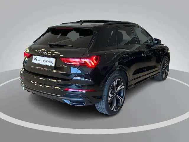 Audi Q3 45 TFSIe S edition · Panoramadak · 360°Camera + Parkeersensoren · Apple/Android Car Play · S...
