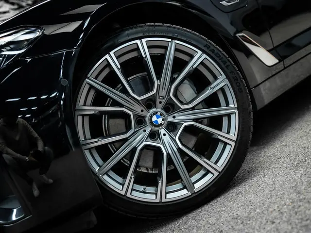 BMW 5-serie Touring 530e Business Edition Plus Wordt verwacht!