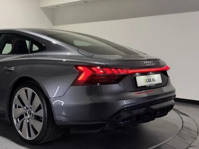 Audi e-tron GT