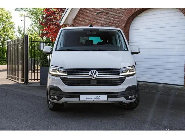Volkswagen Transporter 2.0 TDI L2H1150PK DUB/CAB LED NAVI Caravelle T6.1 150 PK DSG DUB/CAB